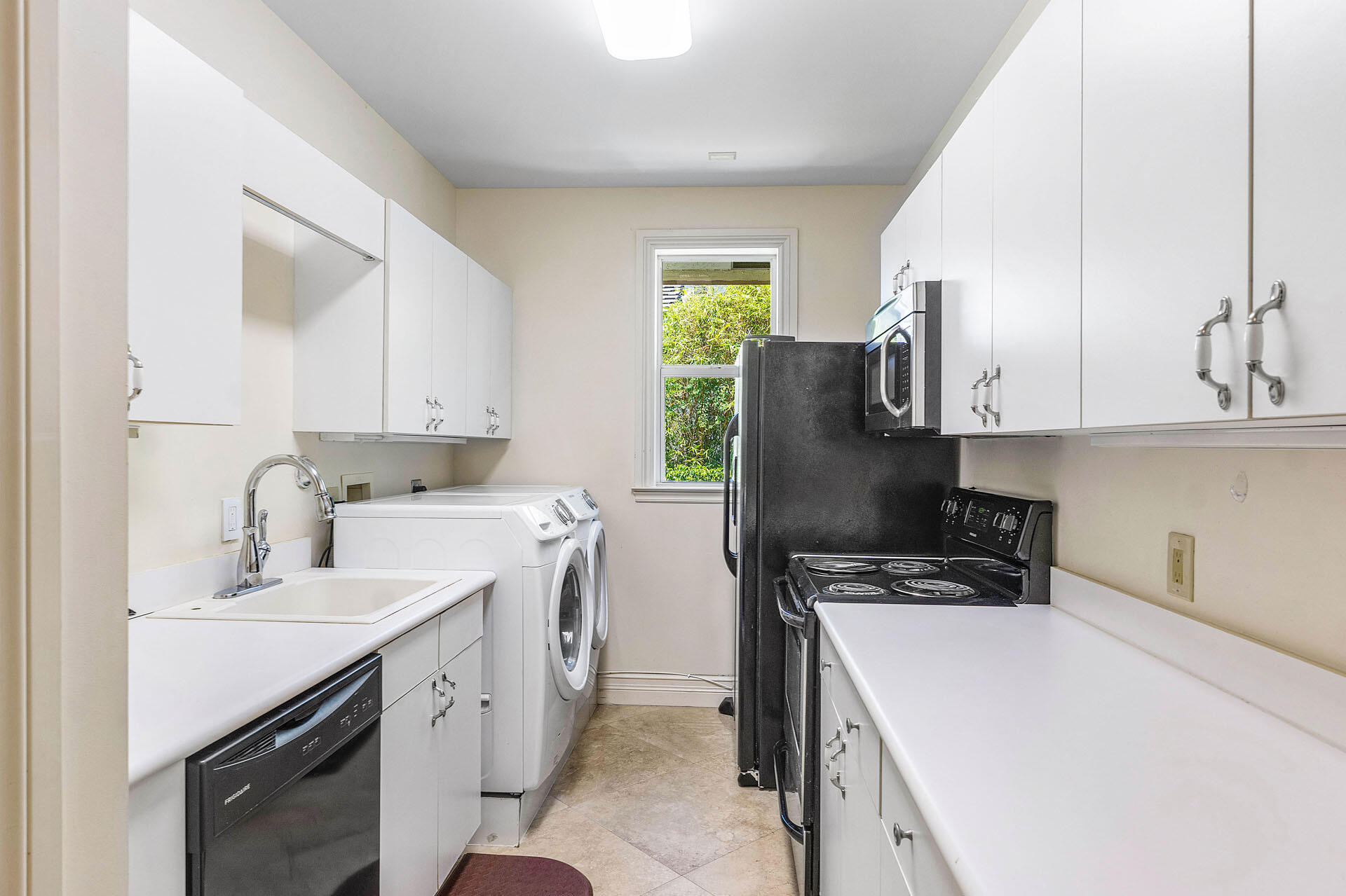 1330 Sabal Palm Drive Boca Raton, FL 33432 - Photo 49 of 71 1330_Sabal_Palm_Drive_43