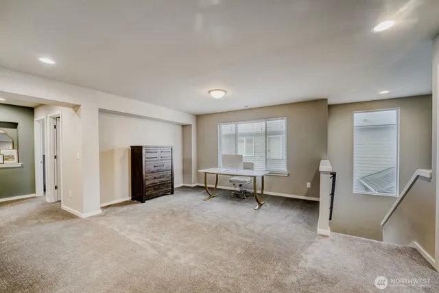 $925,000 | 5658 South 328th Place, Auburn, WA 98001