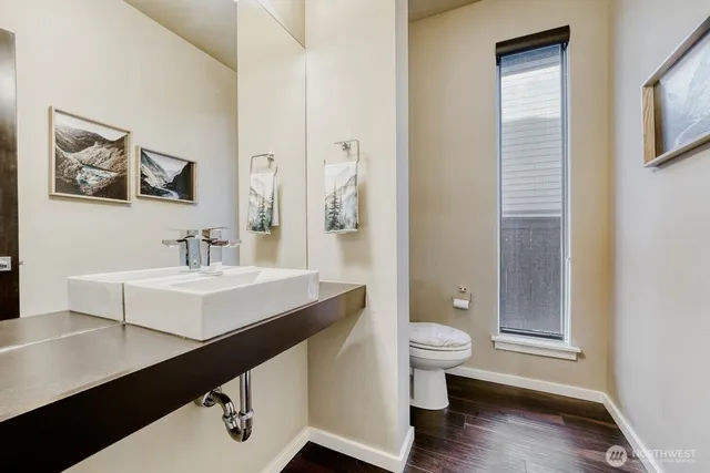 $925,000 | 5658 South 328th Place, Auburn, WA 98001