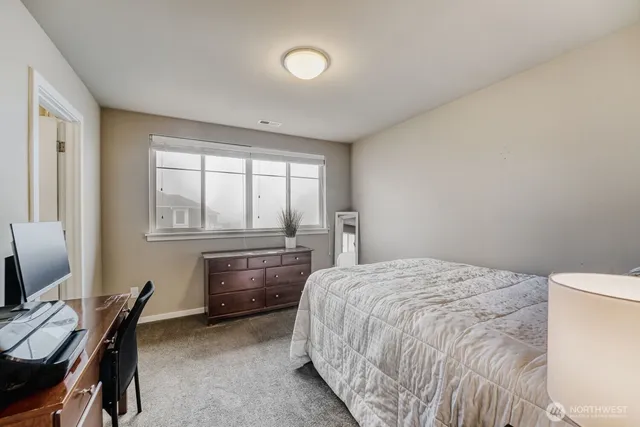 $925,000 | 5658 South 328th Place, Auburn, WA 98001