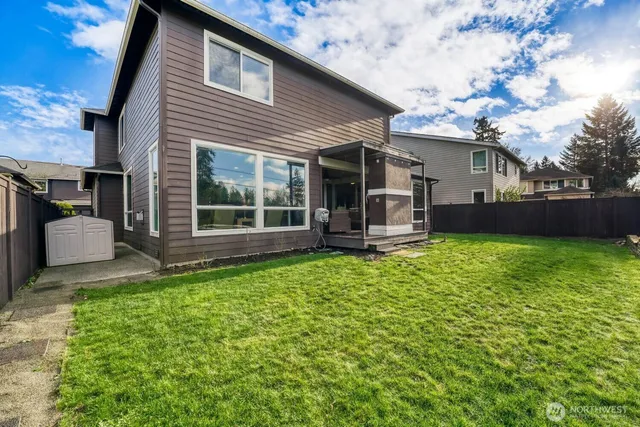 $925,000 | 5658 South 328th Place, Auburn, WA 98001
