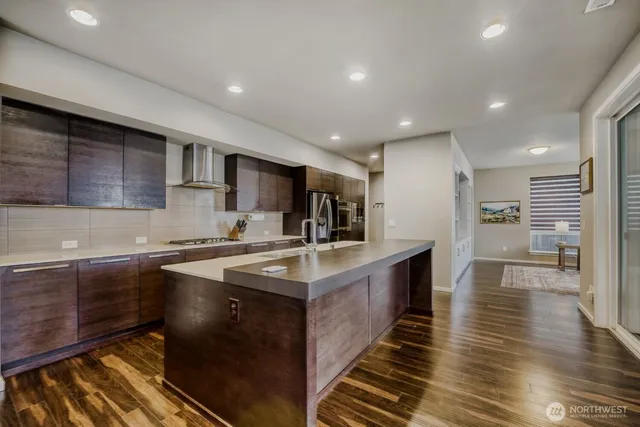 $925,000 | 5658 South 328th Place, Auburn, WA 98001