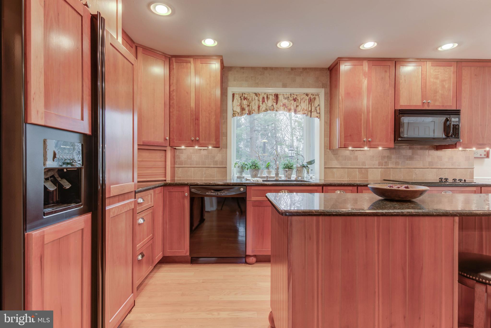 324 Croton Road Wayne, PA 19087 - Photo 4 of 28