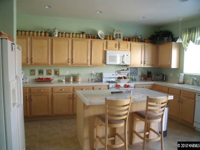 9940 Rising Sun Court, Unit 1 Reno, NV 89506 - Photo 6 of 9 Photo 6