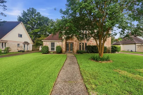 $375,000 | 9203 South Pass Lane, Houston, TX 77064
