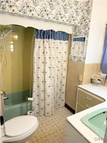 $129,900 | 94 Niagara Street, Oswego, NY 13126