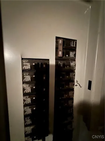 $129,900 | 94 Niagara Street, Oswego, NY 13126