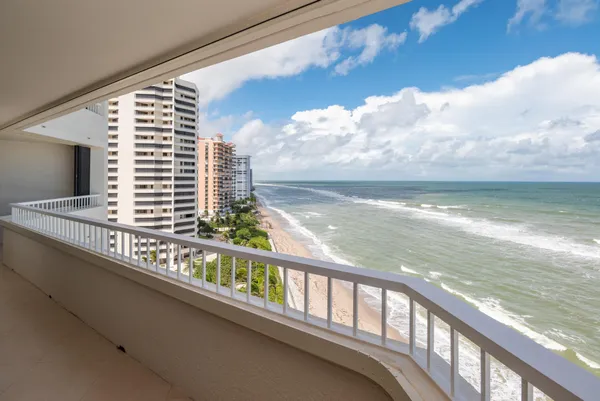 $7,000 | 5070 North Ocean Drive, Unit 10A, Singer Island, FL 33404