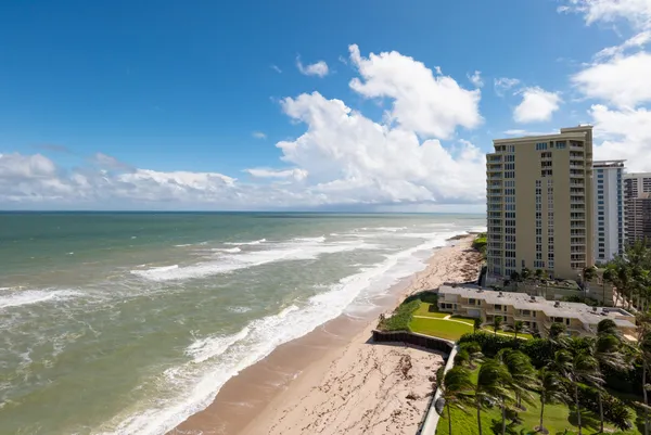 $7,000 | 5070 North Ocean Drive, Unit 10A, Singer Island, FL 33404