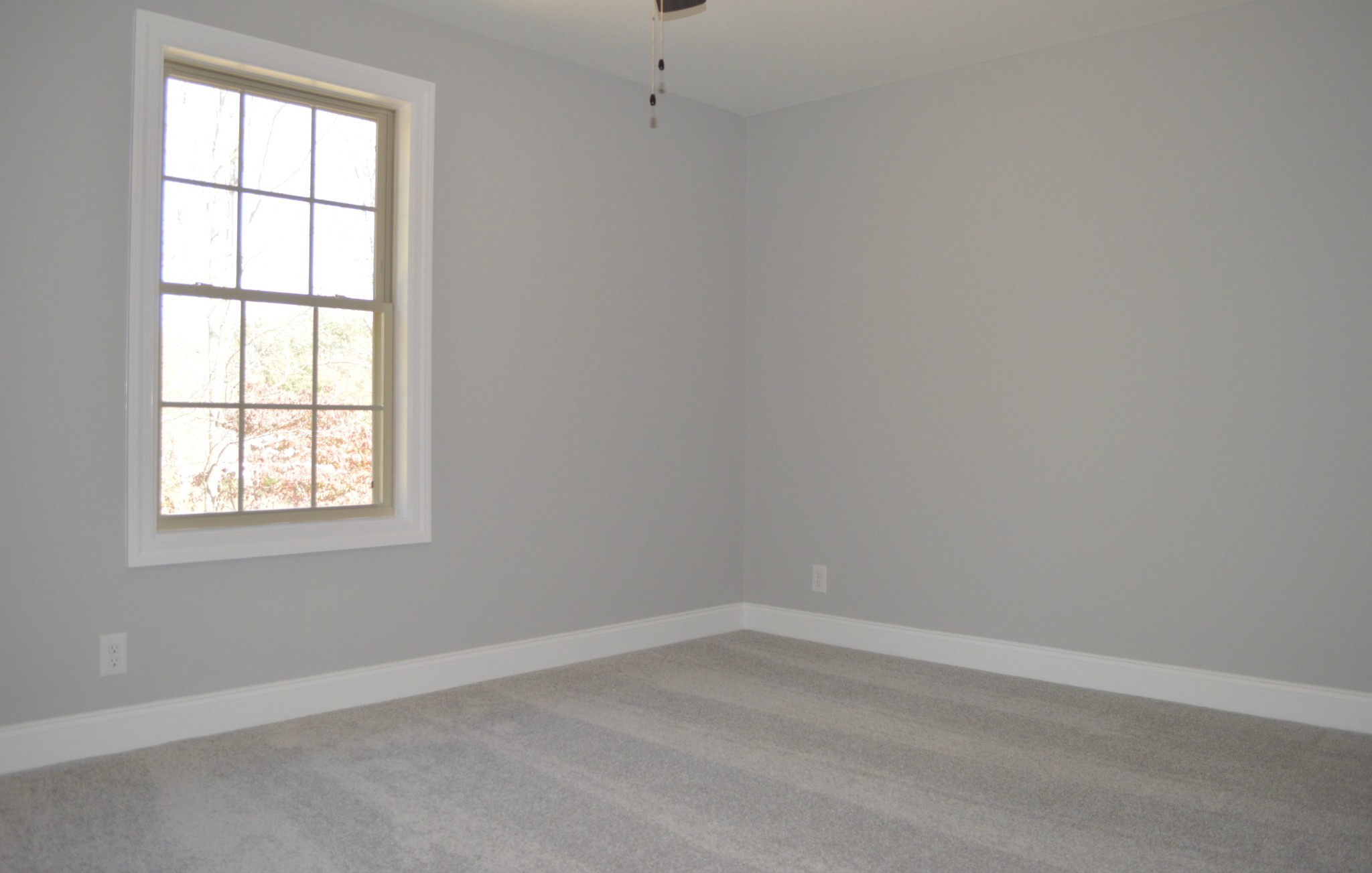 408 Excell Road Clarksville, TN 37043 - Photo 17 of 25 an empty room with a window