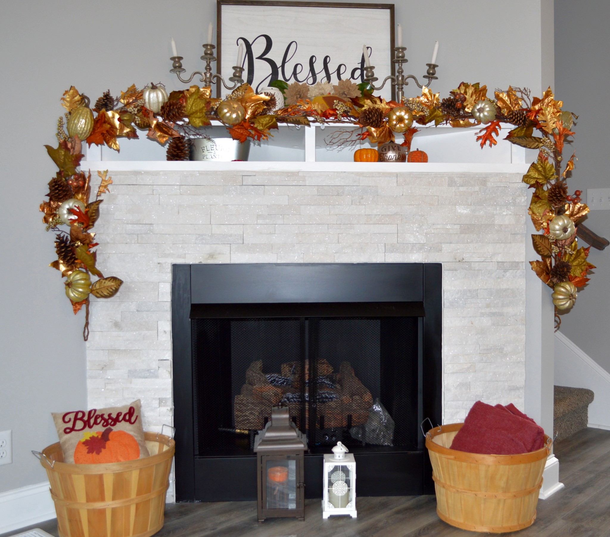 408 Excell Road Clarksville, TN 37043 - Photo 4 of 25 a front view of a fireplace with wooden floor