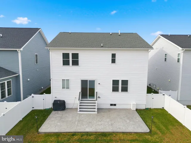 $530,000 | 121 Raven Oaks Drive, Winchester, VA 22602