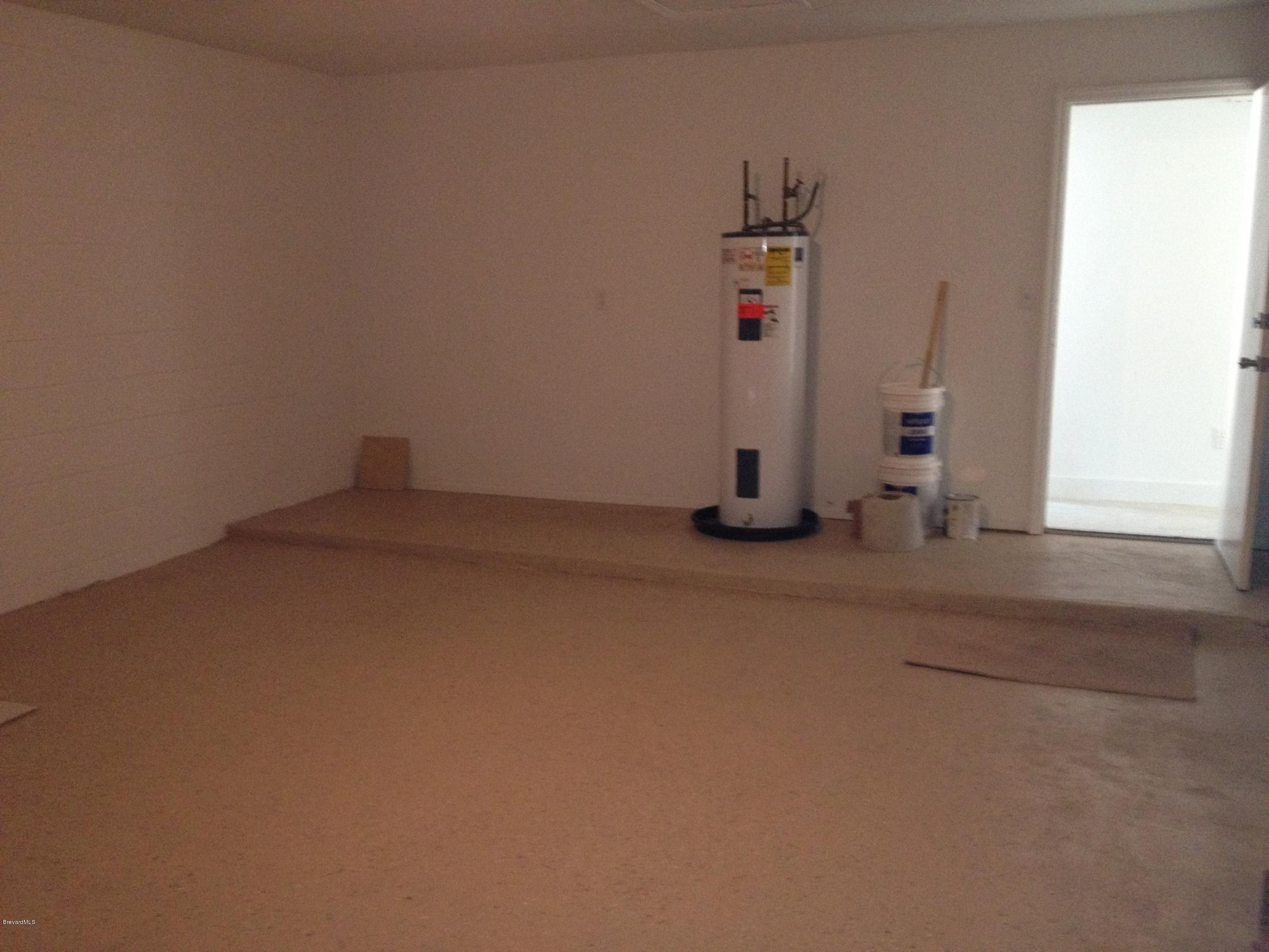 385 Rheine Road Northwest Palm Bay, FL 32907 - Photo 13 of 15
