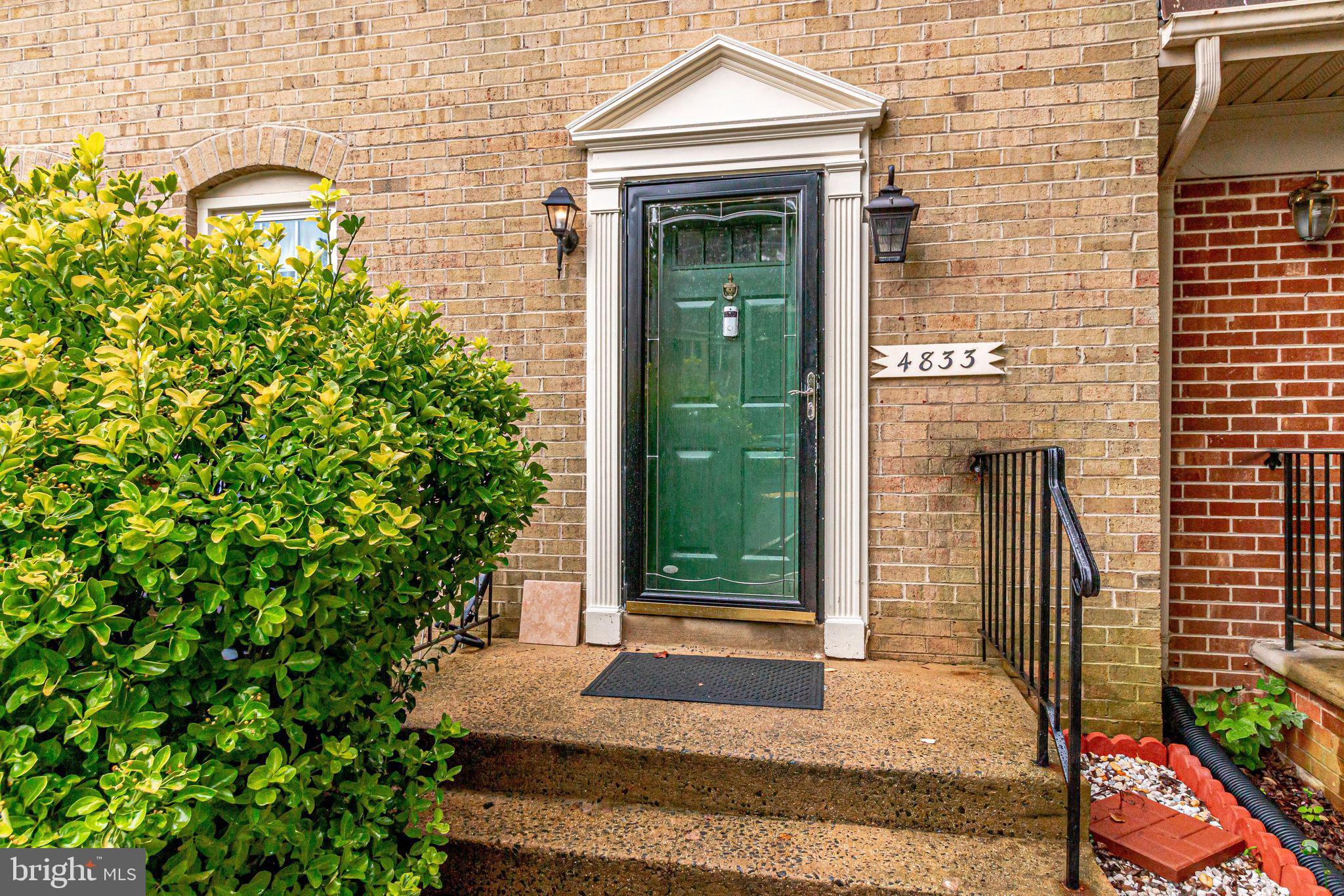 4833 Carriagepark Road Fairfax, VA 22032 - Photo 1 of 63 Gallery Image 1