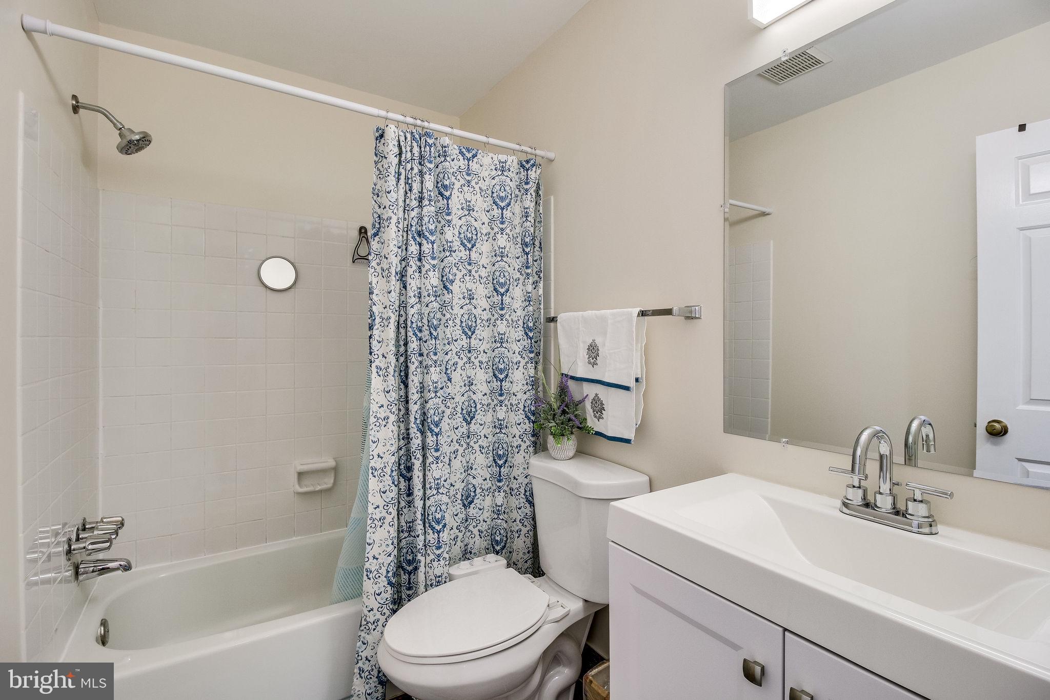 4833 Carriagepark Road Fairfax, VA 22032 - Photo 36 of 63 Gallery Image 36