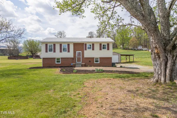 $270,000 | 2849 Highway 107, Chuckey, TN 37641