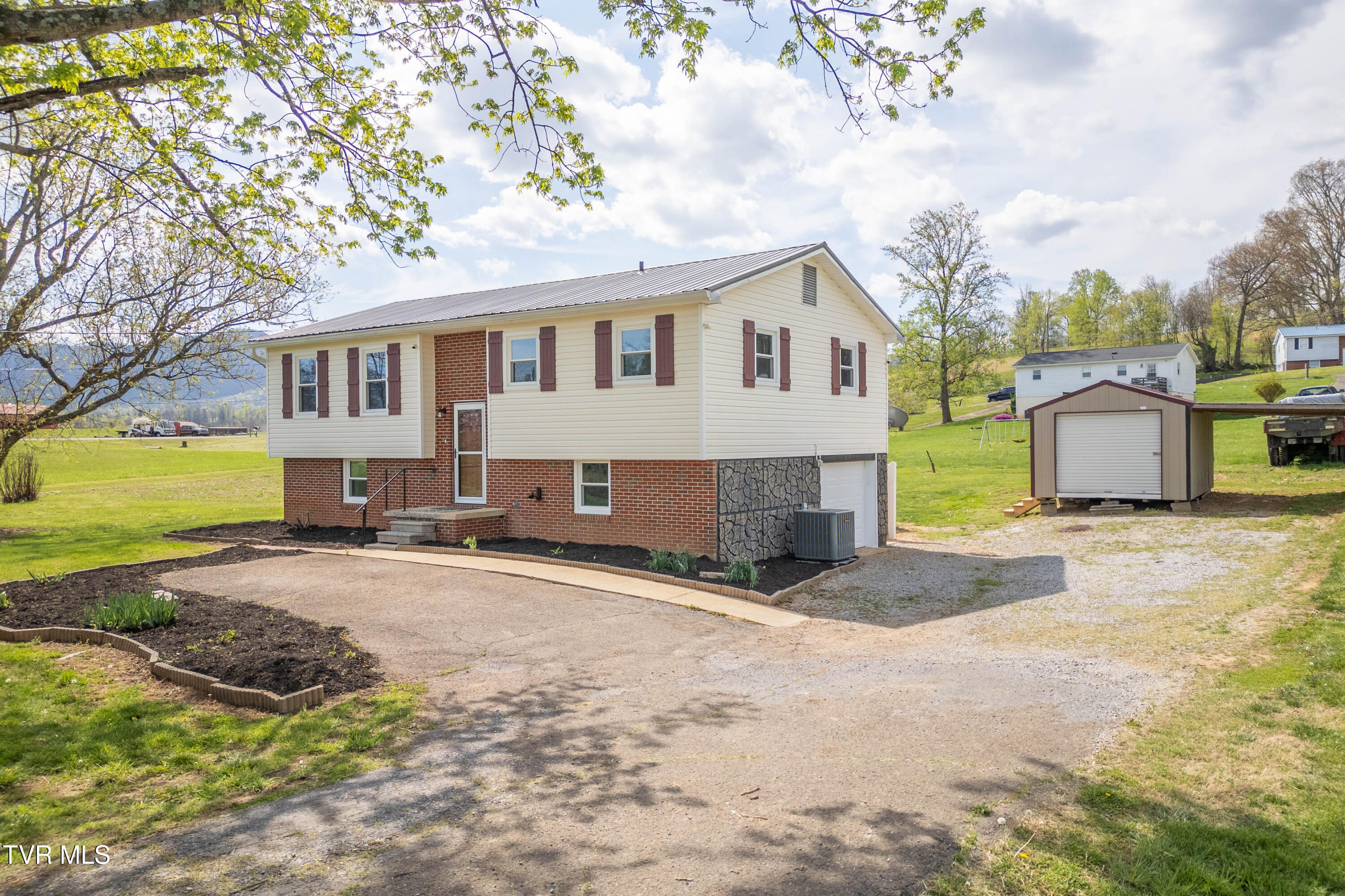 2849 Highway 107 Chuckey, TN 37641 - Photo 2 of 29 DJI_0817-HDR