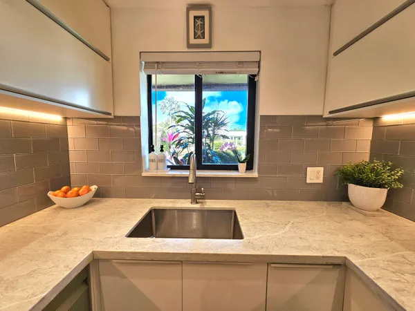 $2,200 | 3204 Southeast 11th Street, Unit 106, Pompano Beach, FL 33062