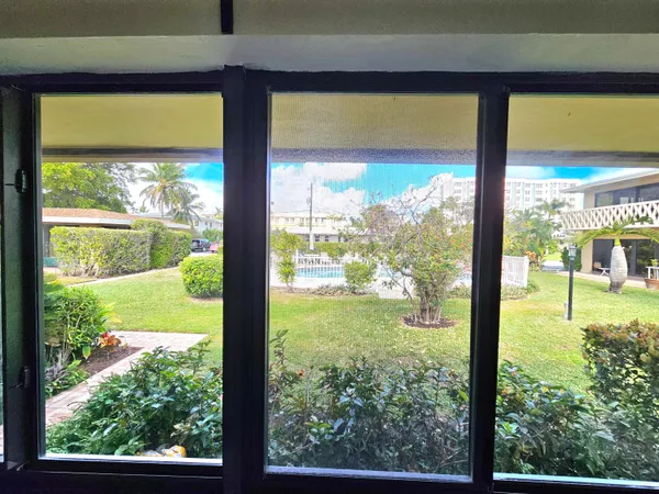 $2,200 | 3204 Southeast 11th Street, Unit 106, Pompano Beach, FL 33062