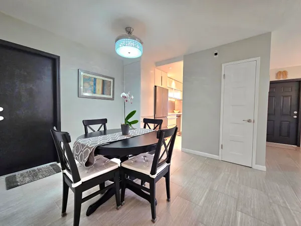 $2,200 | 3204 Southeast 11th Street, Unit 106, Pompano Beach, FL 33062