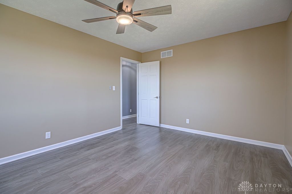 5740 Hendrickson Road Franklin, OH 45005 - Photo 33 of 51 Gallery Image 33