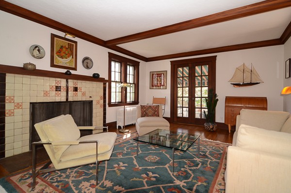 6 Clifton Road Wellesley, MA 02481 - Photo 4 of 22
