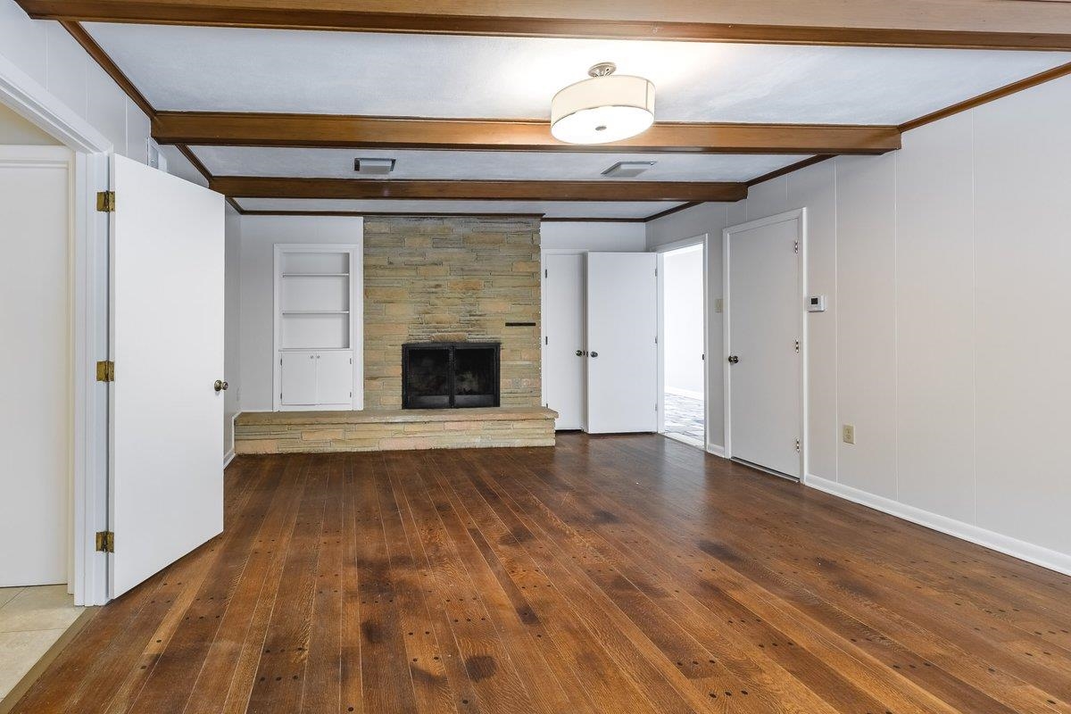 86 Poinciana Road Memphis, TN 38120 - Photo 12 of 25 Gallery Image 12