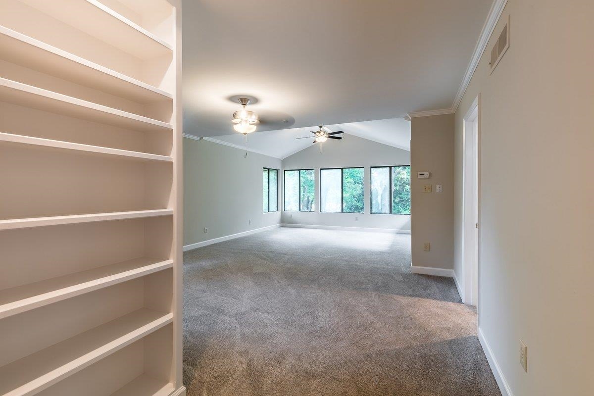 86 Poinciana Road Memphis, TN 38120 - Photo 14 of 25 Gallery Image 14