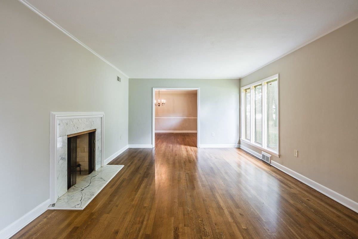 86 Poinciana Road Memphis, TN 38120 - Photo 5 of 25 Gallery Image 5