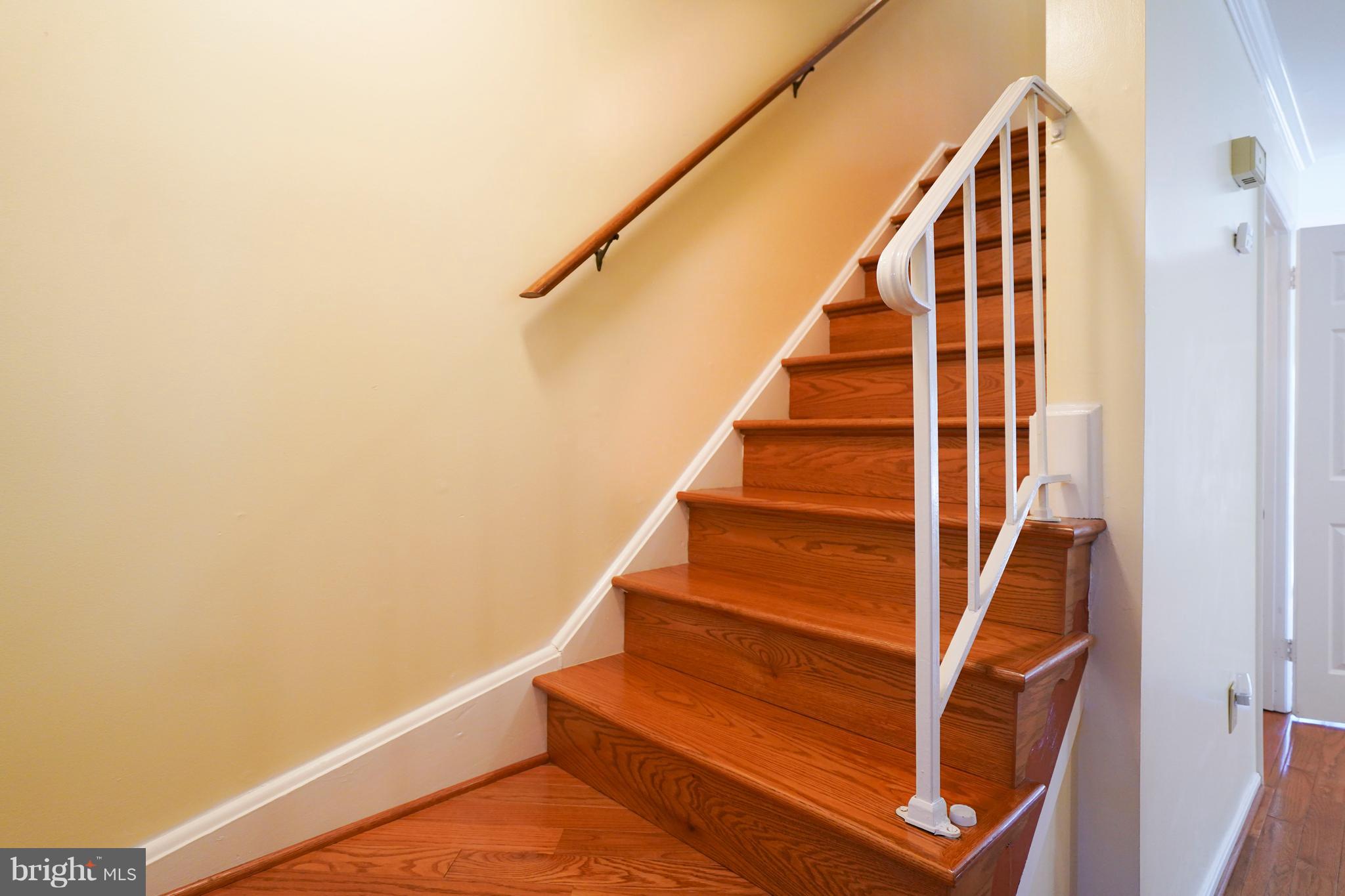 8836 Surveyors Place Springfield, VA 22152 - Photo 17 of 48 a view of entryway