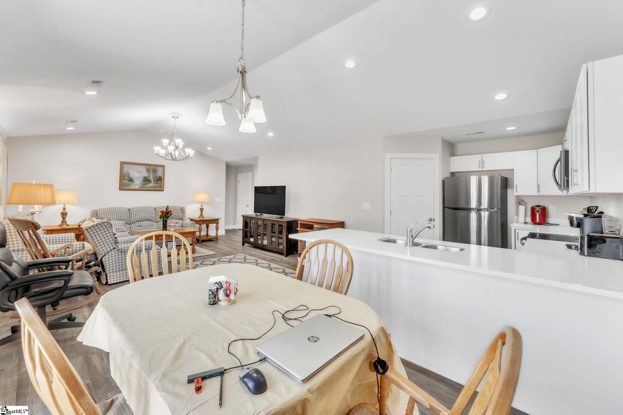 87 Sunrise Road Spartanburg, SC 29302 - Photo 12 of 36 Gallery Image 12
