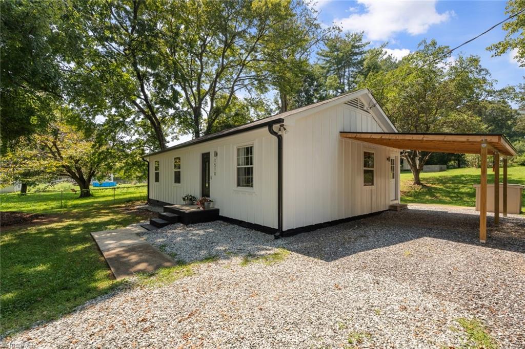 1510 Runabout Road Pfafftown, NC 27040 - Photo 3 of 32 Gallery Image 3