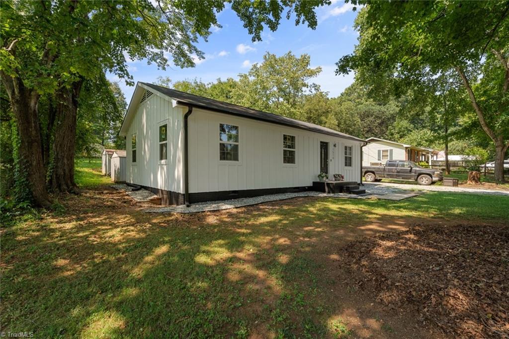 1510 Runabout Road Pfafftown, NC 27040 - Photo 4 of 32 Gallery Image 4