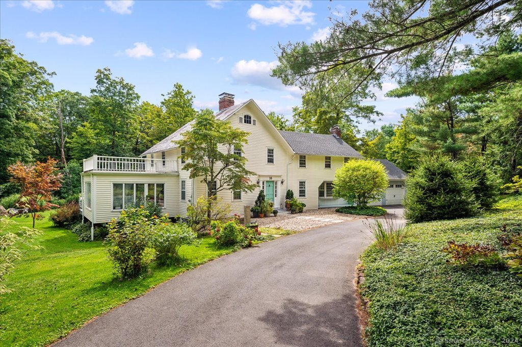 16 Woodchuck Hill Road Simsbury, CT 06092 - Photo 1 of 1 Gallery Image 1