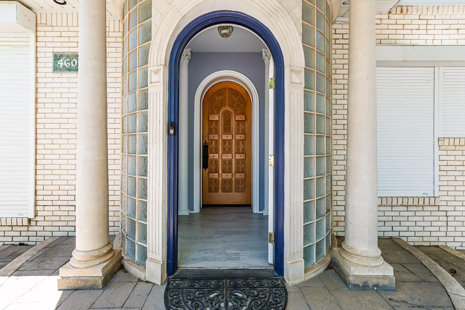 4603 94th Street Lubbock, TX 79424 - Photo 37 of 46 a view of a bathroom with a garden