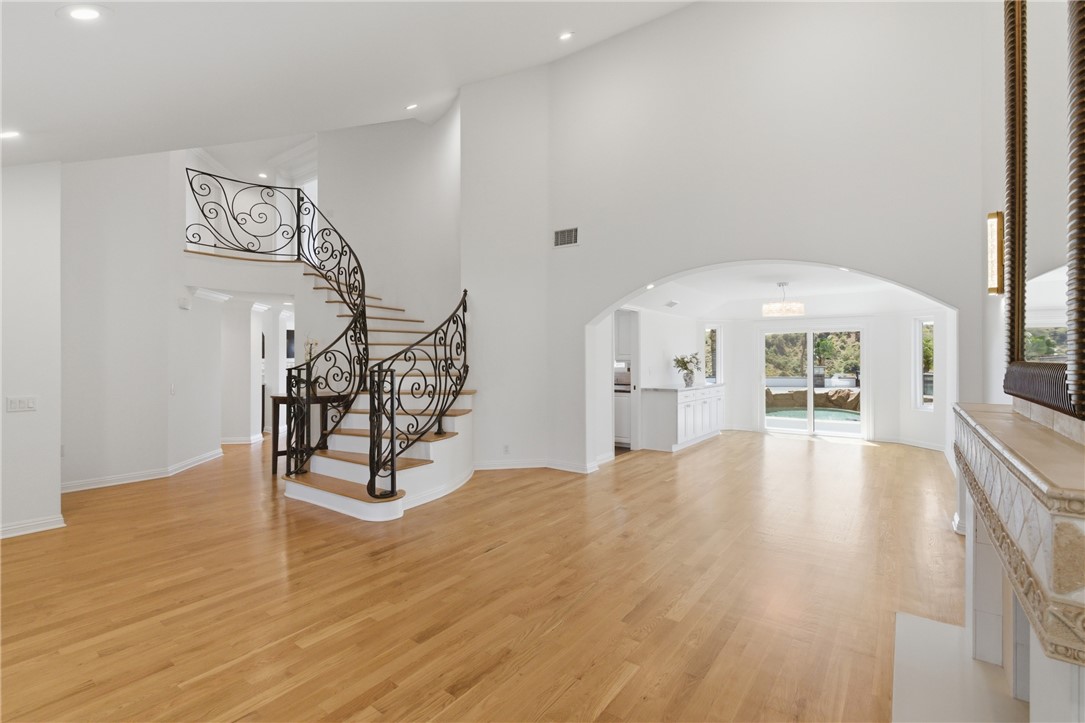 11638 Banyan Rim Drive Whittier, CA 90601 - Photo 4 of 44
