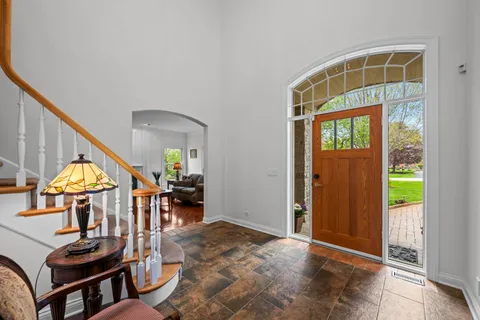 $1,175,000 | 25568 North Countryside Drive, Lake Barrington, IL 60010