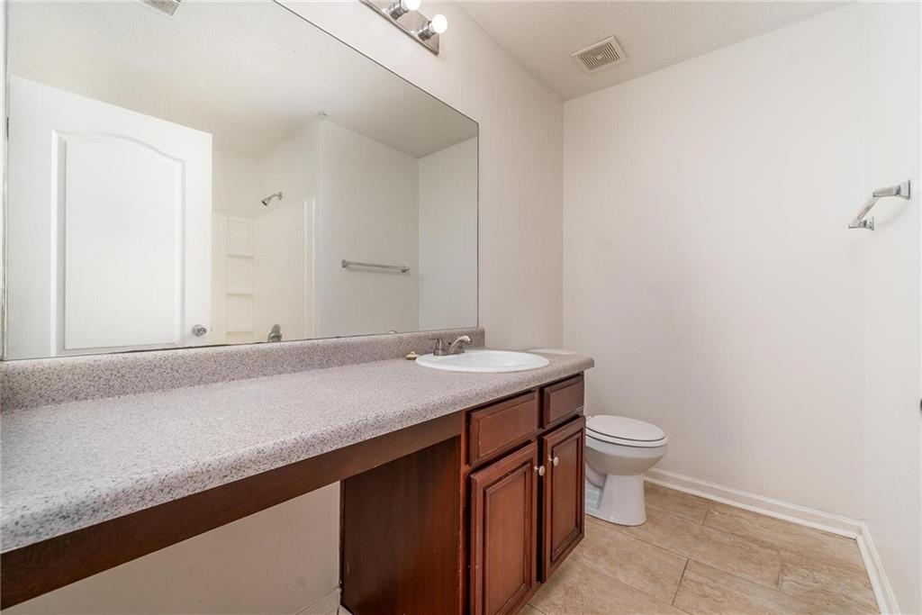 1758 Broad River Road Atlanta, GA 30349 - Photo 8 of 21