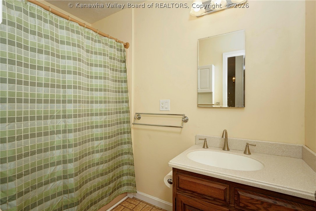5421 Tanglewood Road Charleston, WV 25313 - Photo 23 of 32 Gallery Image 23