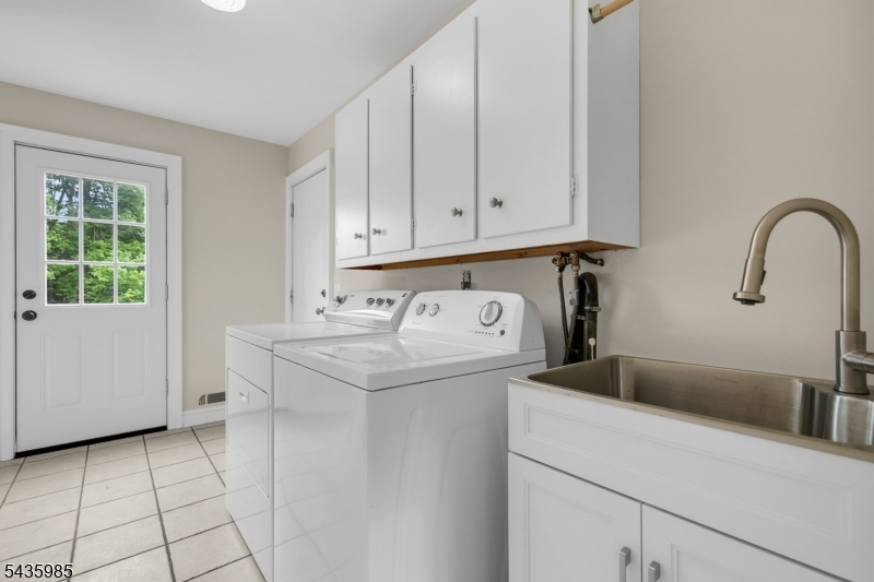 1265 Mt Airy Road Bernards, NJ 07920 - Photo 20 of 49