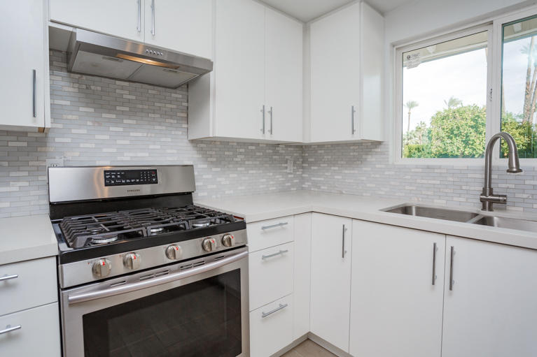 37190 Palmdale Road Rancho Mirage, CA 92270 - Photo 11 of 35 37190PalmdaleRd_MLS-70