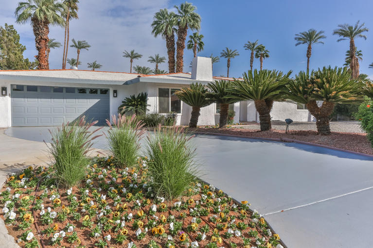 37190 Palmdale Road Rancho Mirage, CA 92270 - Photo 6 of 35 37190PalmdaleRd_MLS-56