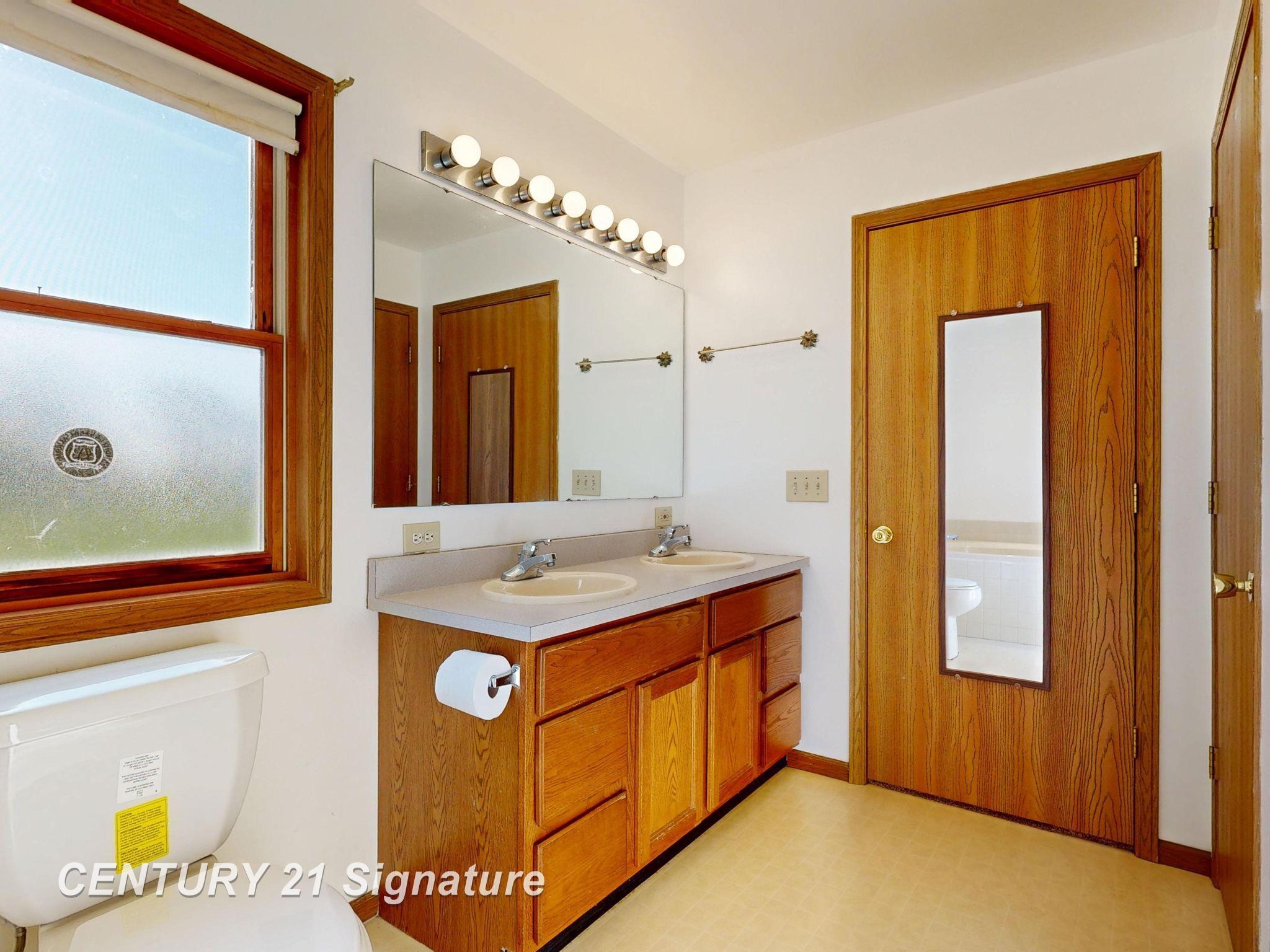 5530 Hess Road Saginaw, MI 48601 - Photo 35 of 65 50174495-11501f7a-bf2a-483e-8e91-1bb1d1e0349d.JPG