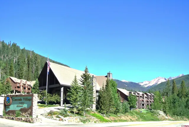 a view of a house with a outdoor space