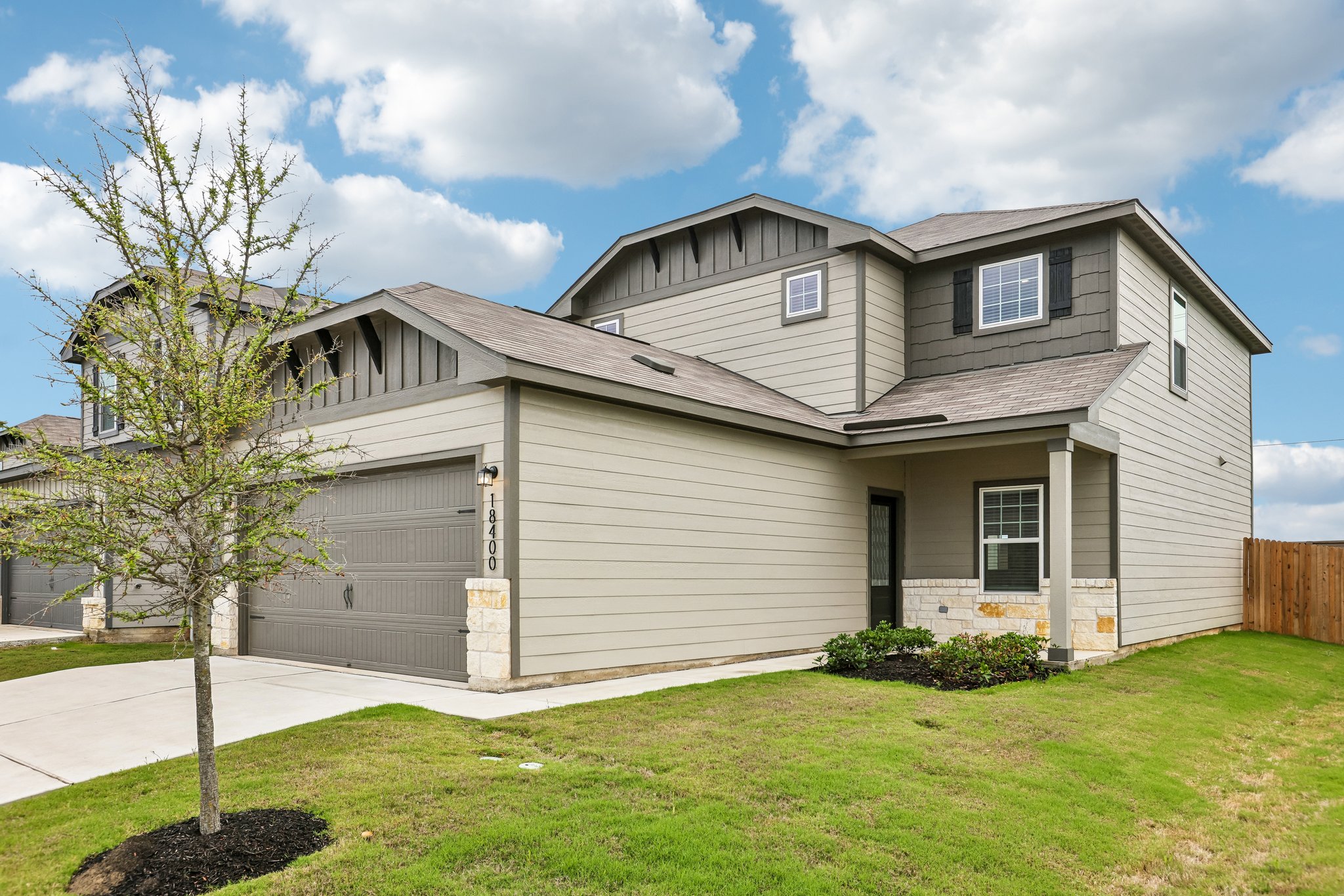 18400 Stellers Sea Street Elgin, TX 78621 - Photo 2 of 40
