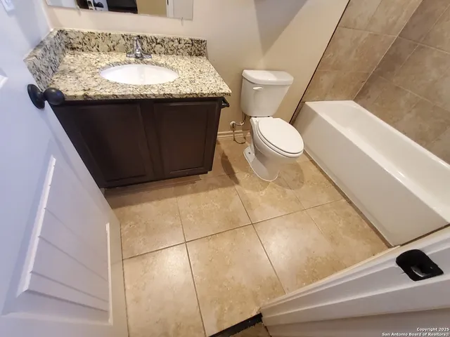 $1,425 | 6003 Karly Way, Unit 104, San Antonio, TX 78244