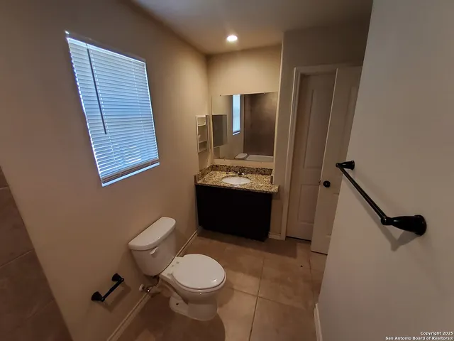 $1,425 | 6003 Karly Way, Unit 104, San Antonio, TX 78244