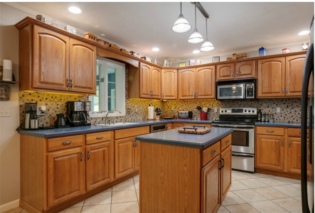 2274 Ellison Road Corning, NY 14830 - Photo 12 of 35