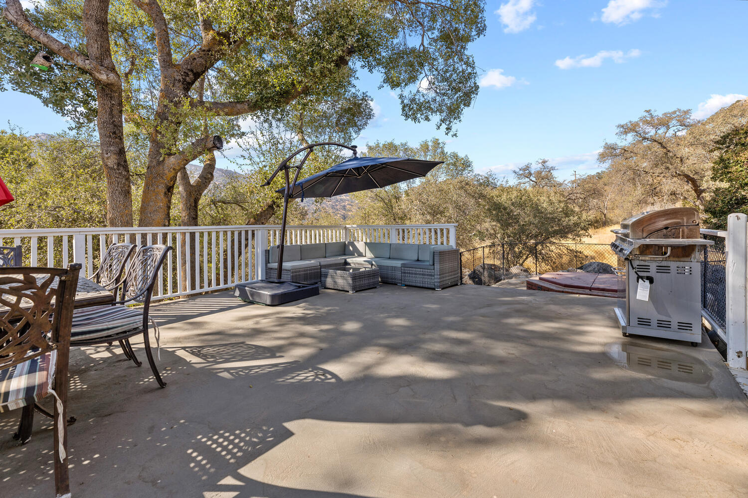 43157 Redstone Lane Three Rivers, CA 93271 - Photo 32 of 61 43157 Redstone Ln Three Rivers-large-033