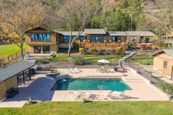 $1,780,000 | 4275 Tami Lane, Central Point, OR 97502